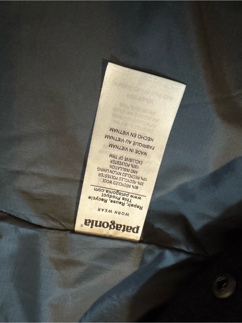 Patagonia Recycled Wool Bomber Men's Charcoal Snap-Front Vest - Picture 7 of 9